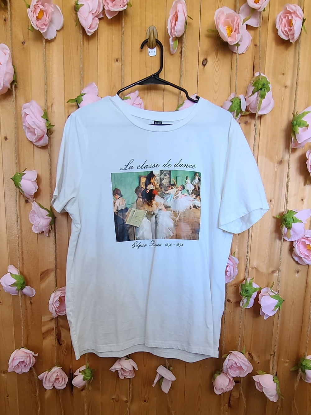 Degas White Graphic Tee with 'La classe de dance'